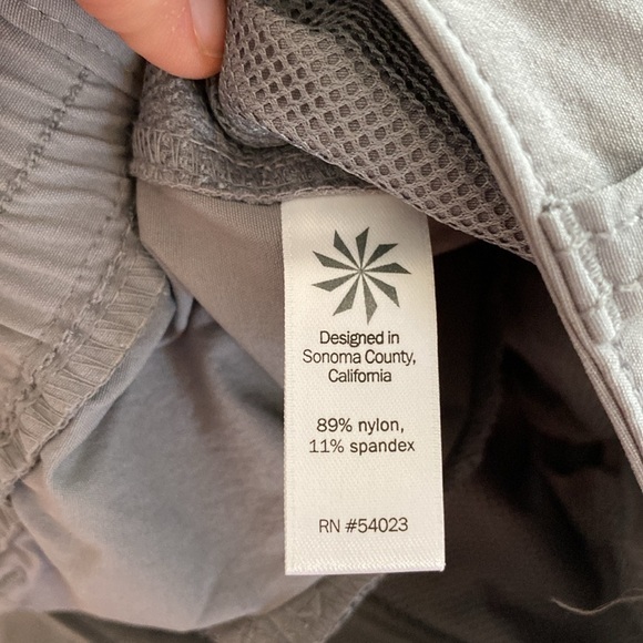 Athleta utility crop pants women’s 10 ten grey EUC - Picture 7 of 7